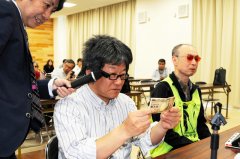 因而良多人笑着说:“这款机械很好用”“只需用 